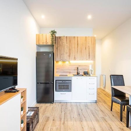 Agradable Apartamento A Pie De Calle-30 Min De Sol Мадрид Екстериор снимка