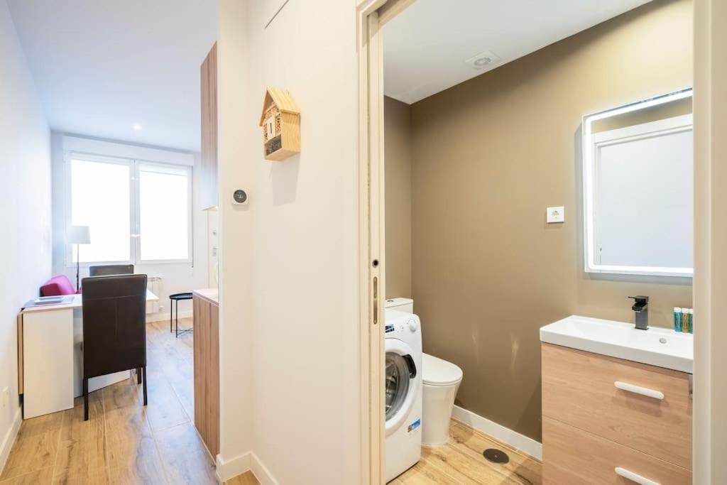 Agradable Apartamento A Pie De Calle-30 Min De Sol Мадрид Екстериор снимка