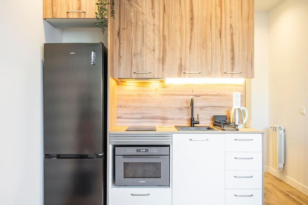 Agradable Apartamento A Pie De Calle-30 Min De Sol Мадрид Екстериор снимка