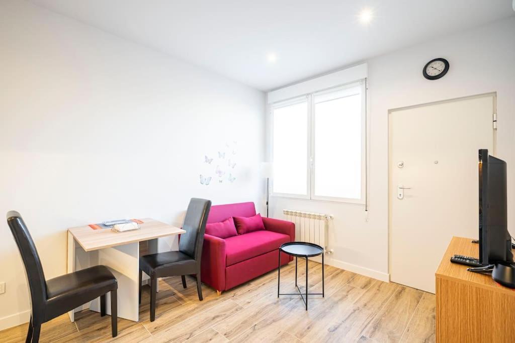 Agradable Apartamento A Pie De Calle-30 Min De Sol Мадрид Екстериор снимка